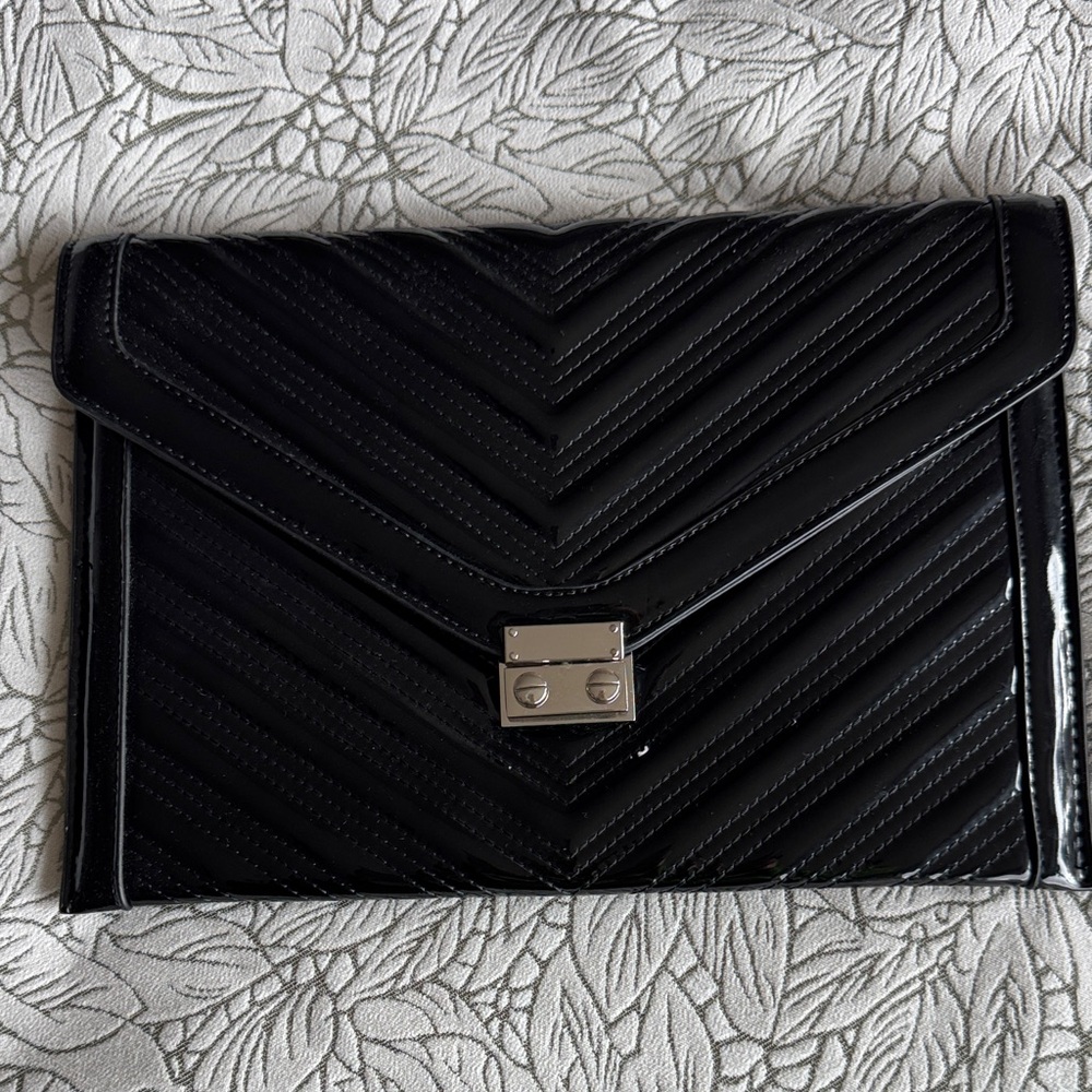 BCBGGeneration Elegant Black patent leather Quilted Clutch nwt